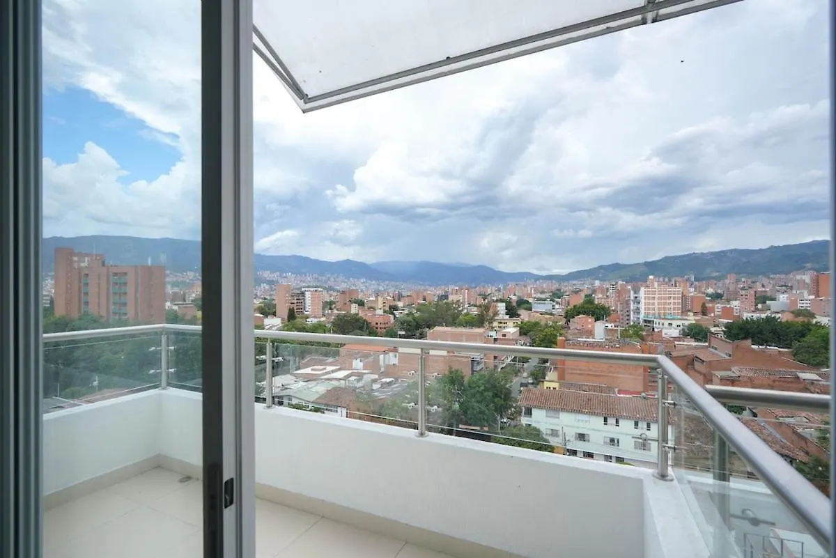 Апартаменты Luxury Air Conditioning Near Laureles Медельин Колумбия