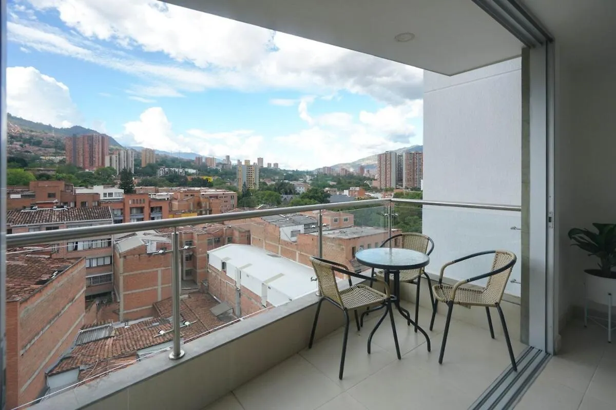Luxury Air Conditioning Near Laureles Медельин Апартаменты